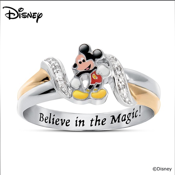 The Bradford Exchange | Disney "The Magic of Mickey Mouse" Embrace Ring Size - Picture 1 of 9